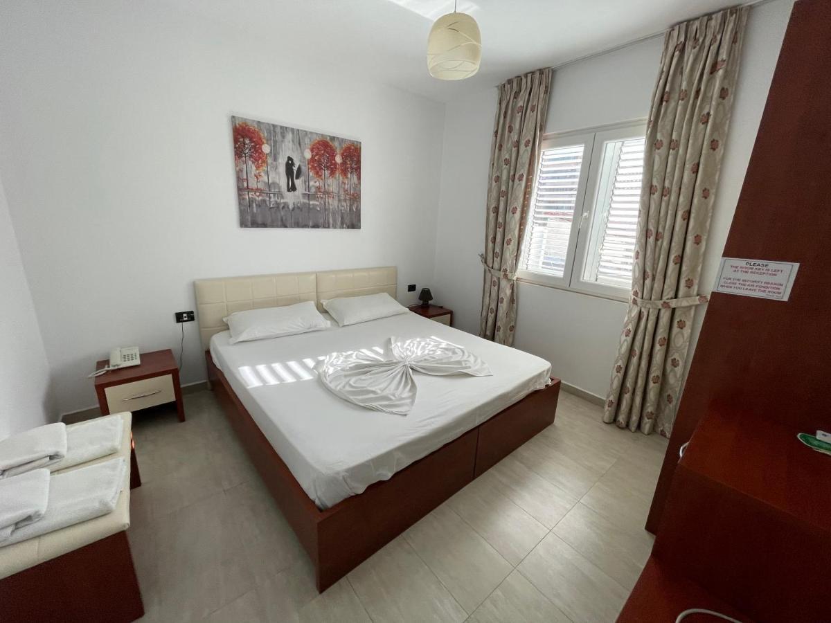 Vila Ada Hotel Tirana Bagian luar foto