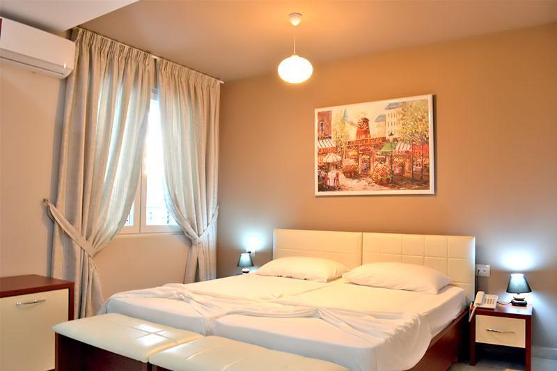 Vila Ada Hotel Tirana Bagian luar foto