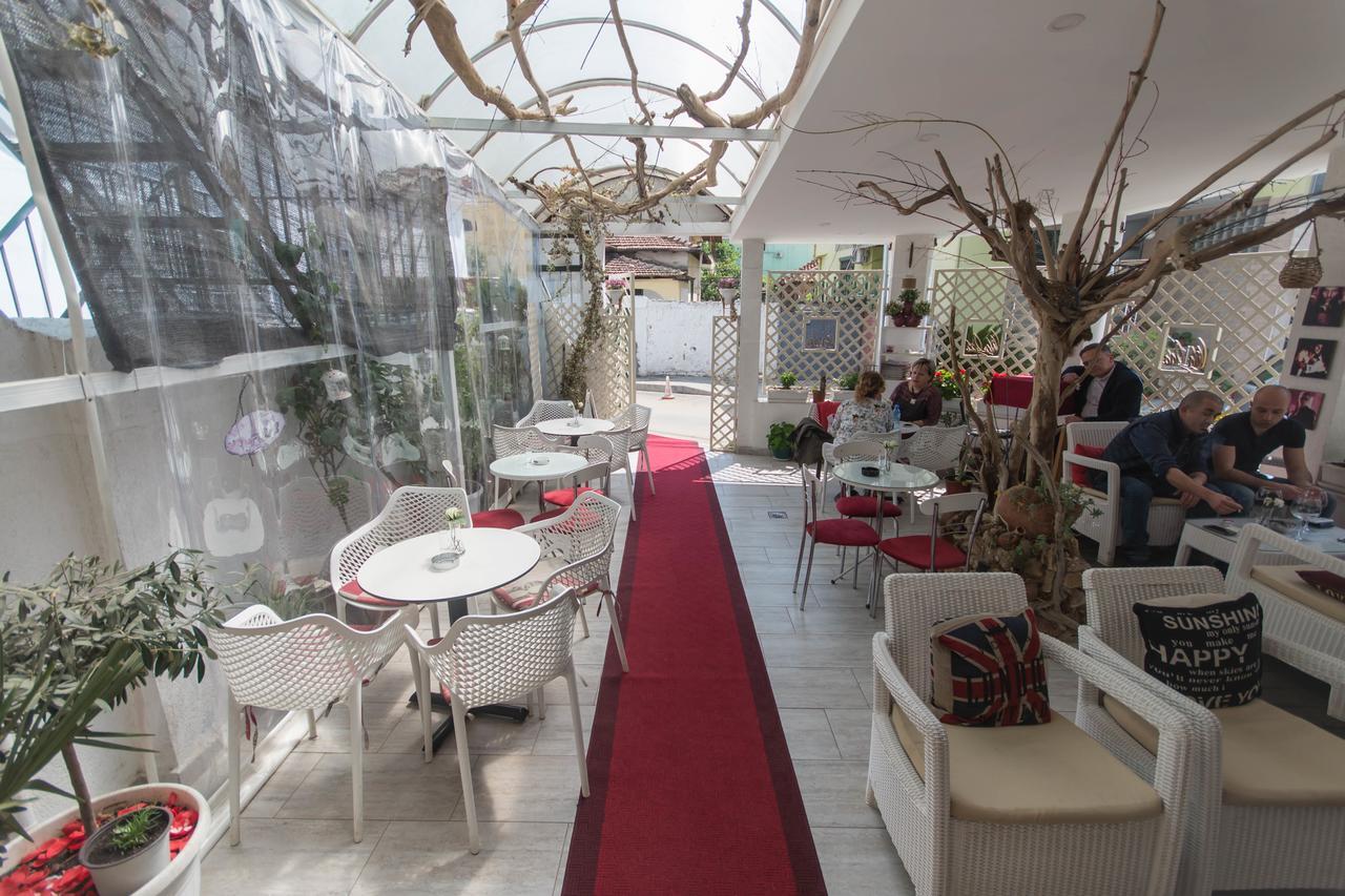 Vila Ada Hotel Tirana Bagian luar foto